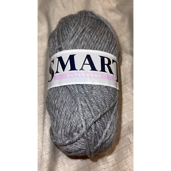 1 Skein Sandnes Garn Smart Superwash Wool Yarn DK Wt. 1042 1098 Lt. Gray - Picture 2 of 7